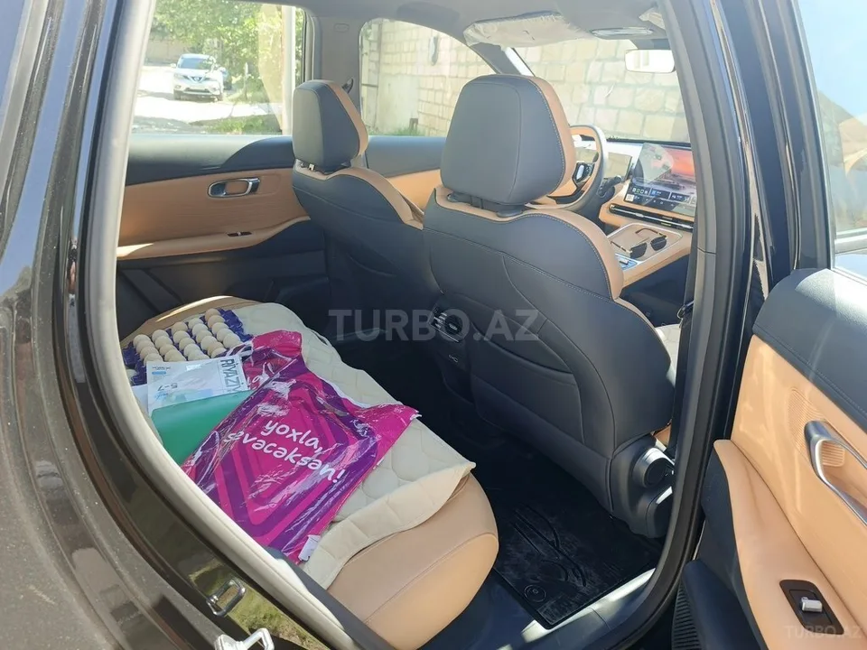 Geely Galaxy Starship 7 — foto 4/4