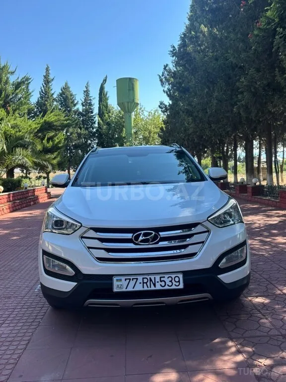 Hyundai Santa Fe — фото 1/4