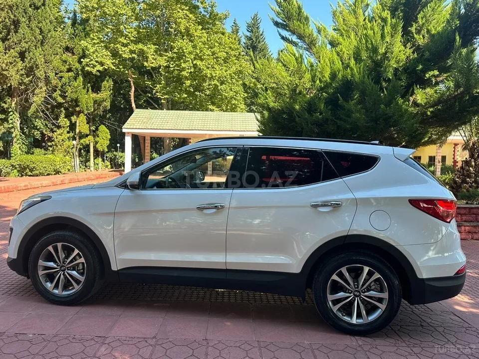 Hyundai Santa Fe — фото 4/4