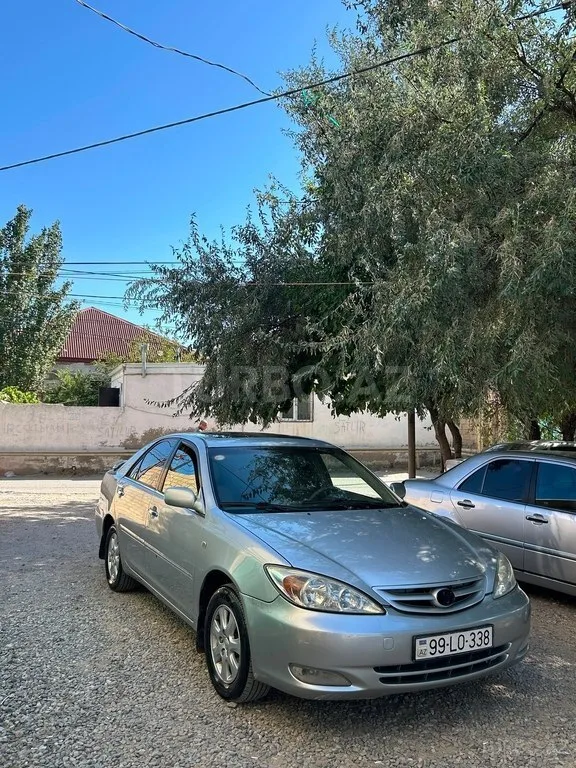 Toyota Camry — foto 3/4