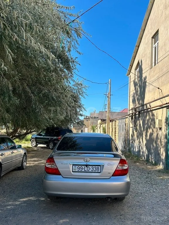 Toyota Camry — foto 4/4