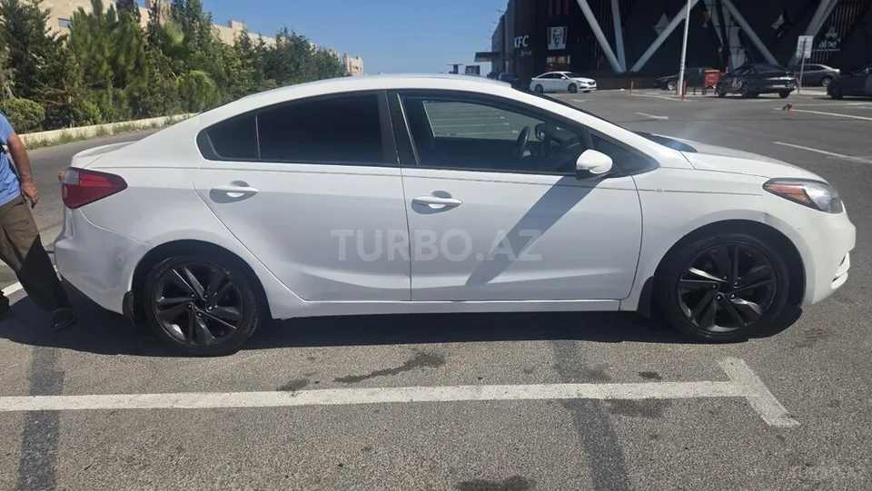 Kia Forte — foto 3/4