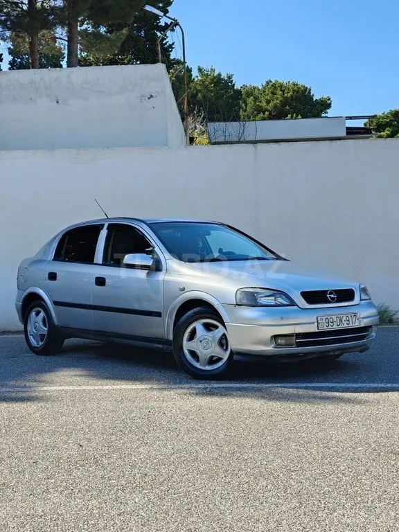 Opel Astra — foto 3/4