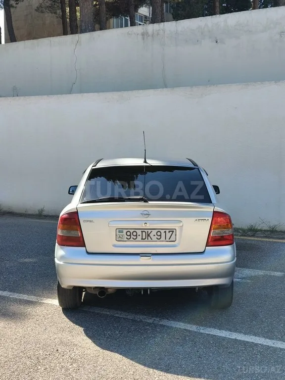 Opel Astra — foto 4/4