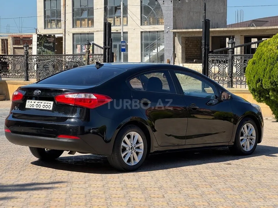 Kia K3 — foto 4/4