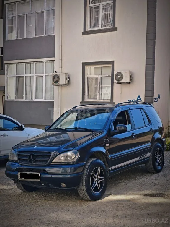 Mercedes ML 320 — фото 4/4