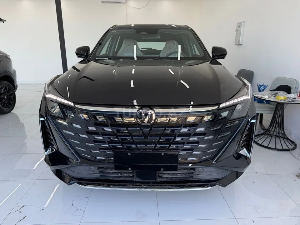 Changan Uni-Z — foto 1/4