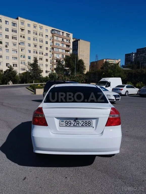 Chevrolet Aveo — foto 3/4