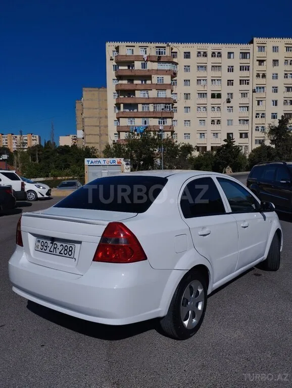 Chevrolet Aveo — foto 4/4