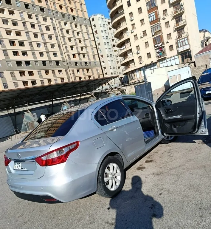 Dongfeng Aeolus S30 — foto 3/4