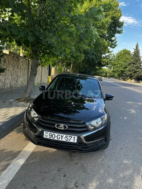 LADA (VAZ) Granta — foto 1/4