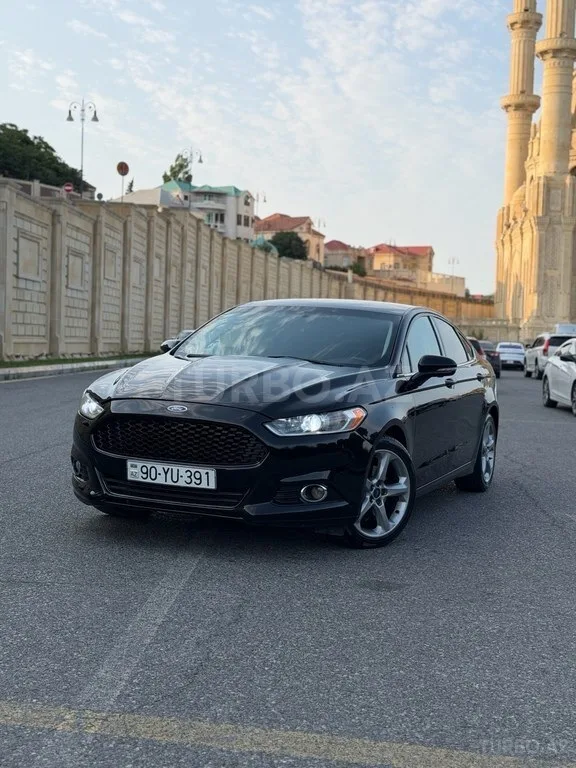 Ford Fusion (North America) — foto 1/4