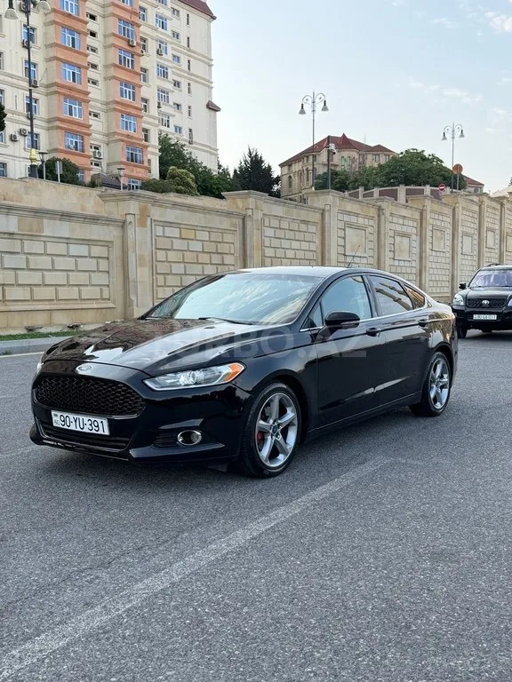 Ford Fusion (North America) — foto 3/4