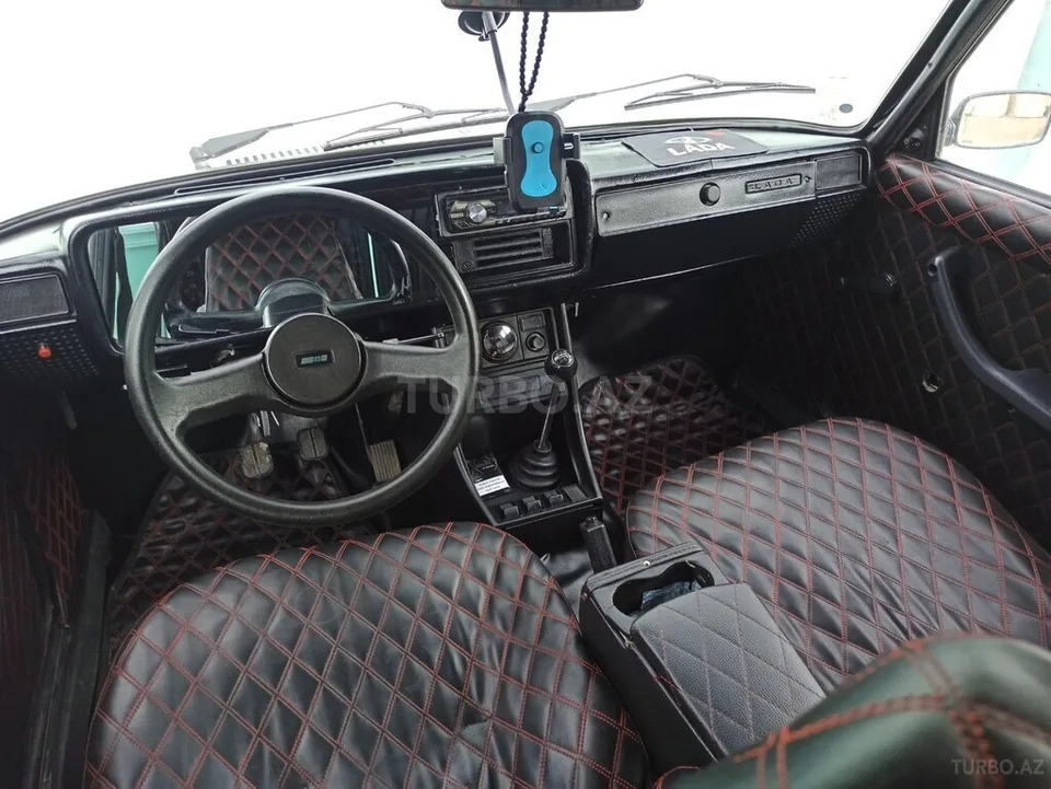 LADA (VAZ) 2107 — foto 4/4