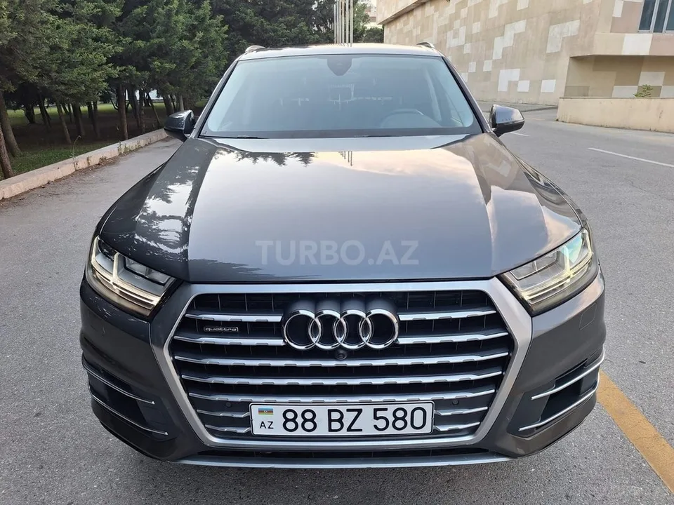 Audi Q7 — foto 2/4