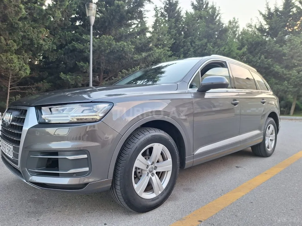 Audi Q7 — foto 3/4