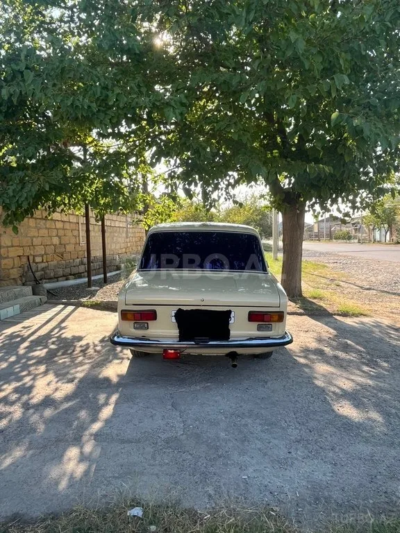LADA (VAZ) 21011 — foto 3/4