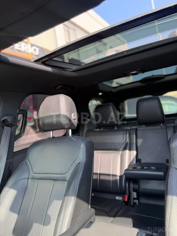 Land Rover Discovery — foto 4/4