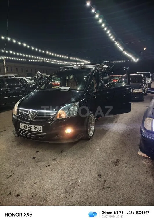 Opel Zafira — foto 3/4