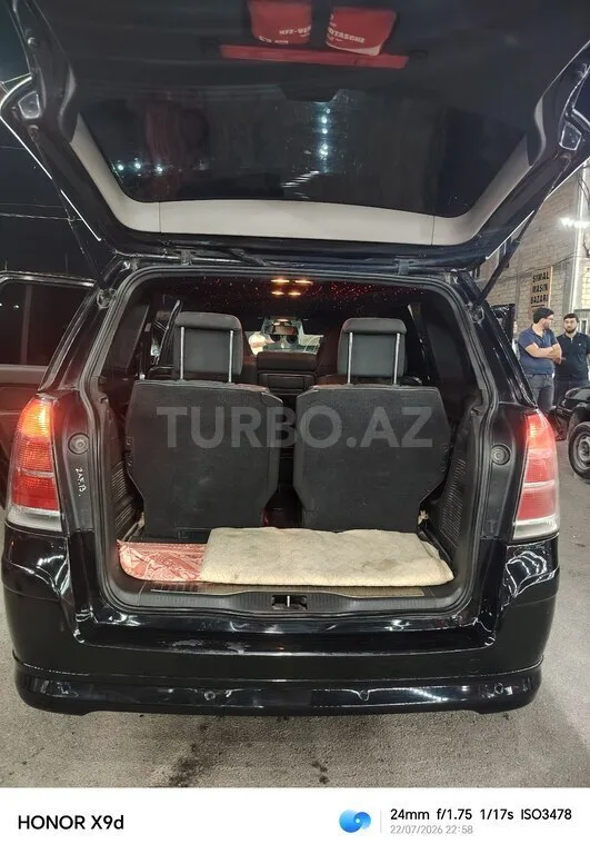 Opel Zafira — foto 4/4