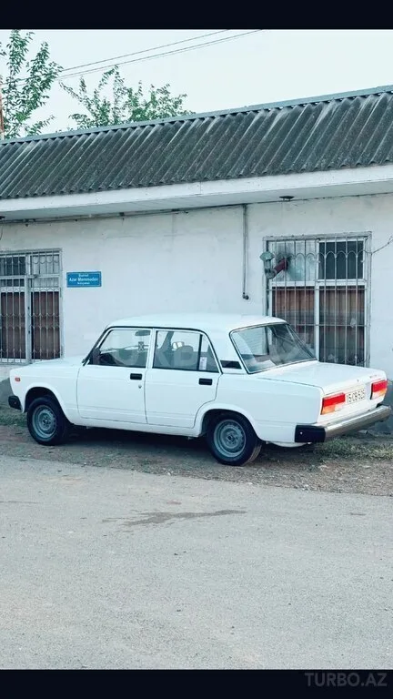 LADA (VAZ) 2107 — фото 3/4