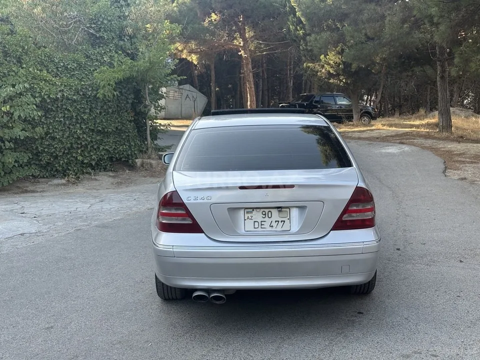 Mercedes C 240 — foto 4/4