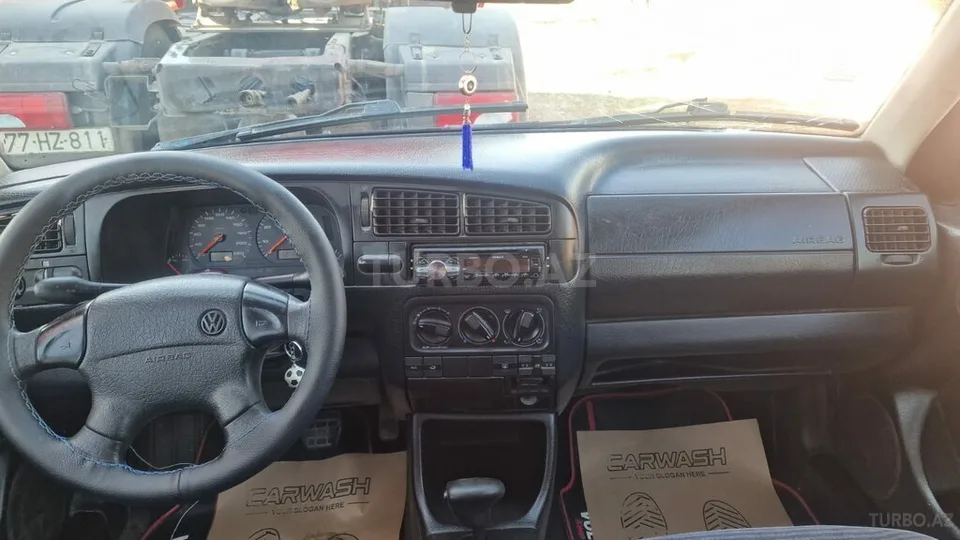 Volkswagen Golf — foto 3/4