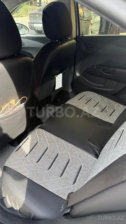 Chevrolet Aveo — foto 3/4