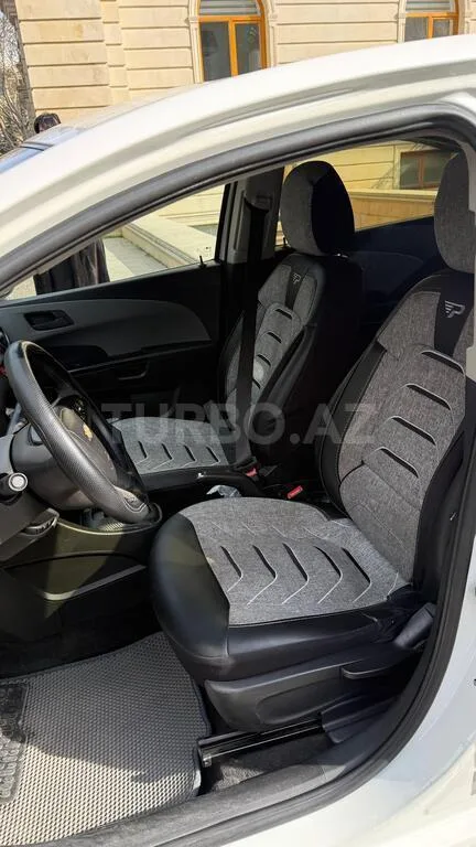Chevrolet Aveo — foto 4/4