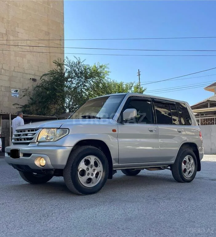 Mitsubishi Pajero io — foto 3/4