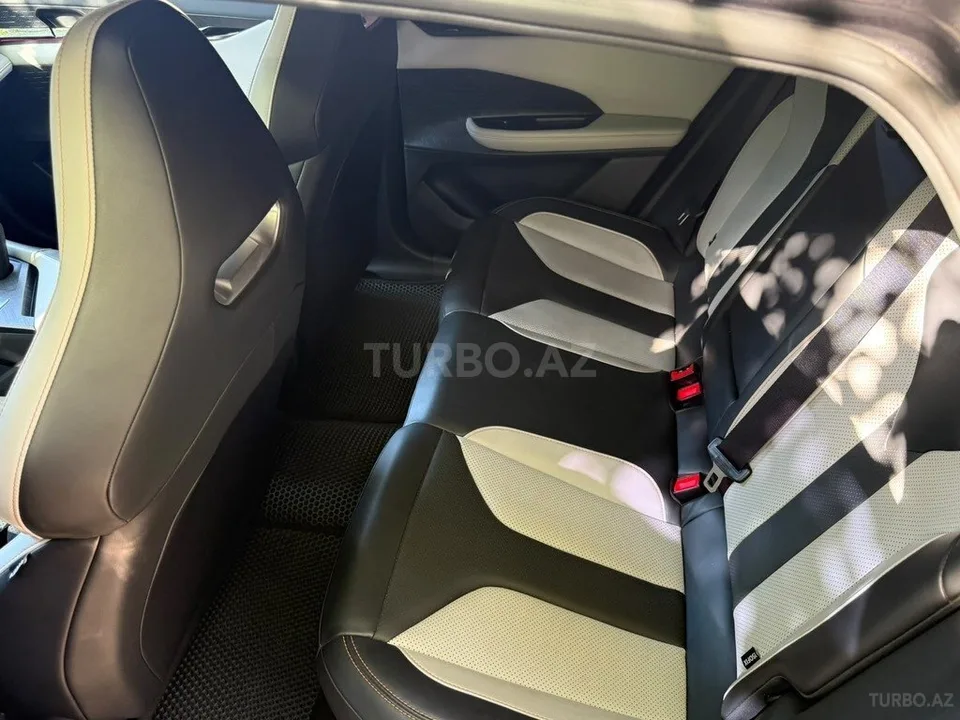 Changan Qiyuan A06 — foto 4/4