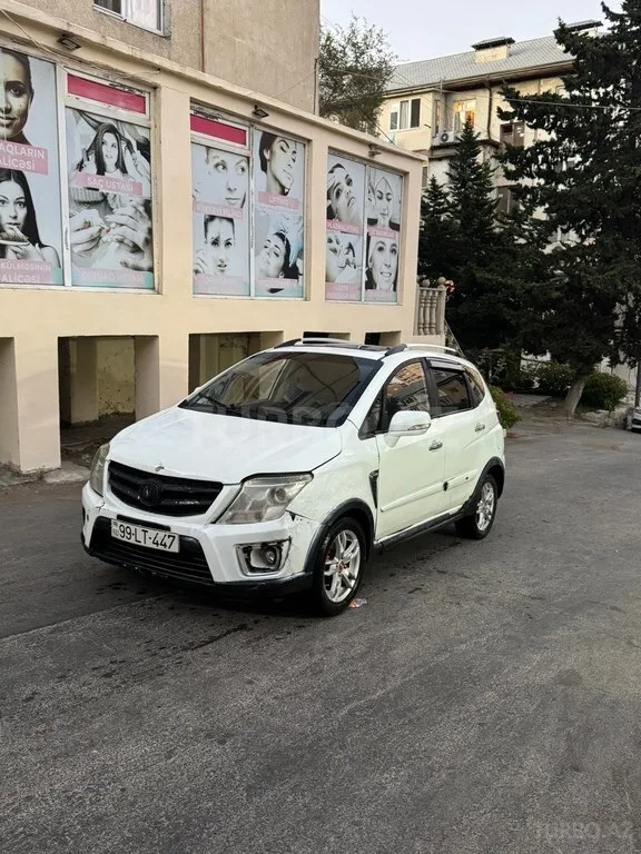 Changan CX 20 — foto 3/4