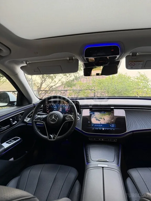 Mercedes E 200 — foto 4/4