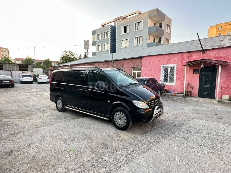 Mercedes Vito 111 CDI — foto 1/4