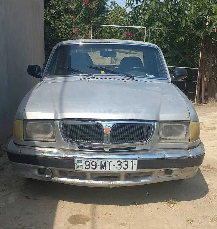 GAZ 3110 "Volga" — foto 1/4