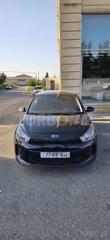 Kia Rio — foto 1/4