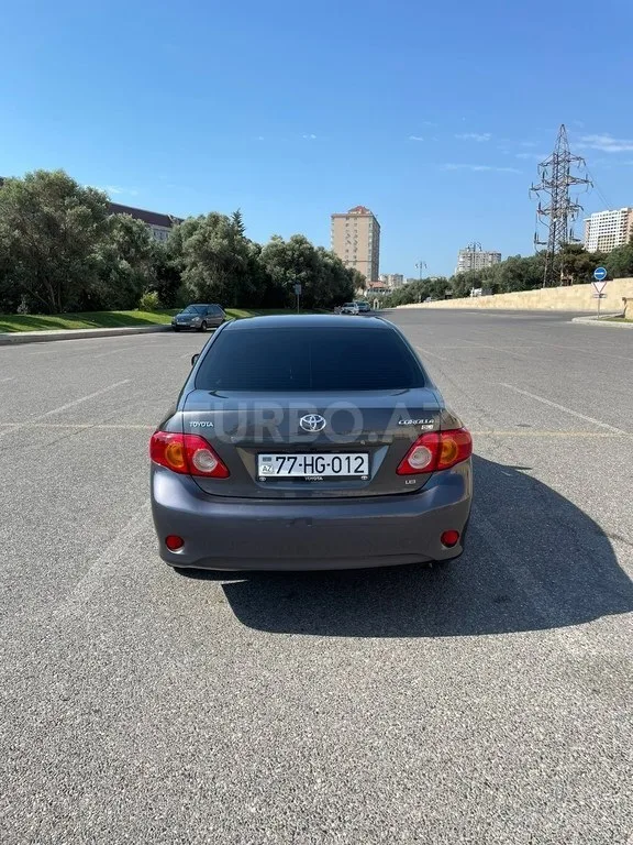 Toyota Corolla — foto 4/4