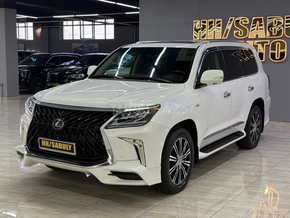 Lexus LX 570 — foto 2/4