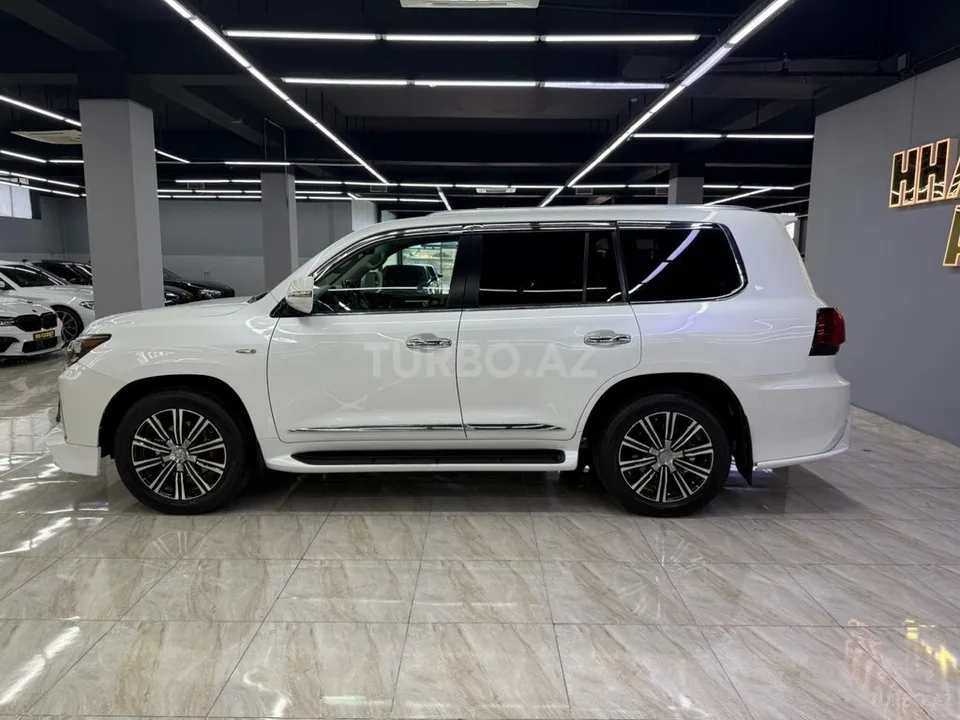 Lexus LX 570 — foto 4/4