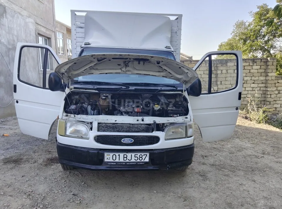Ford Transit — foto 2/4