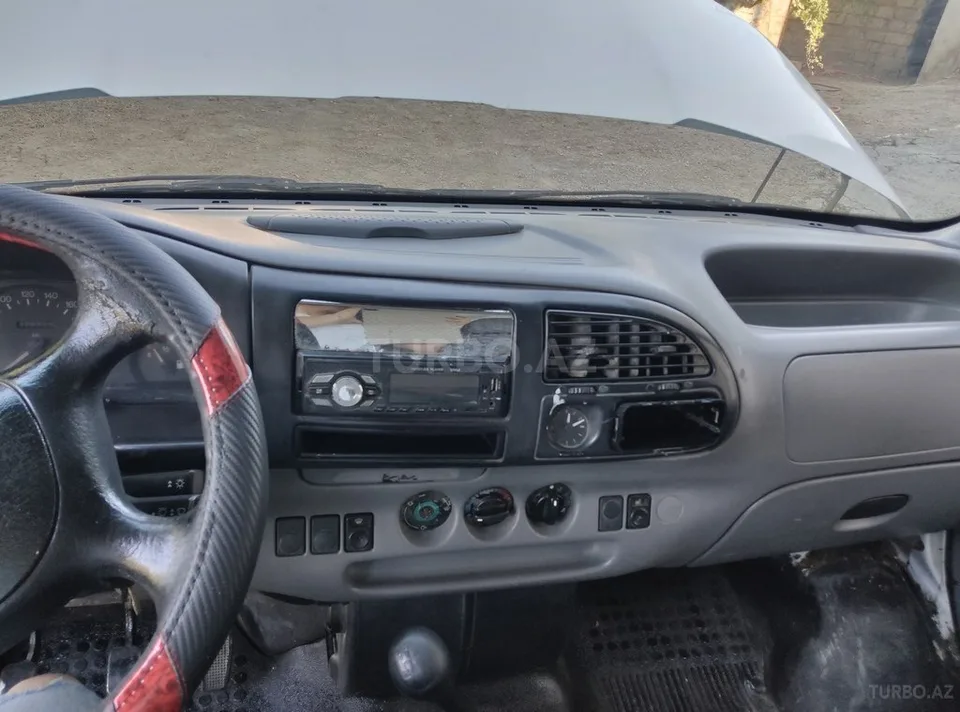 Ford Transit — foto 4/4