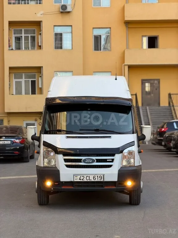 Ford Transit — foto 2/4