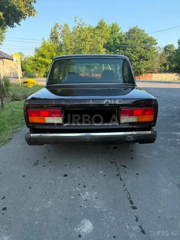 LADA (VAZ) 2107 — foto 3/4