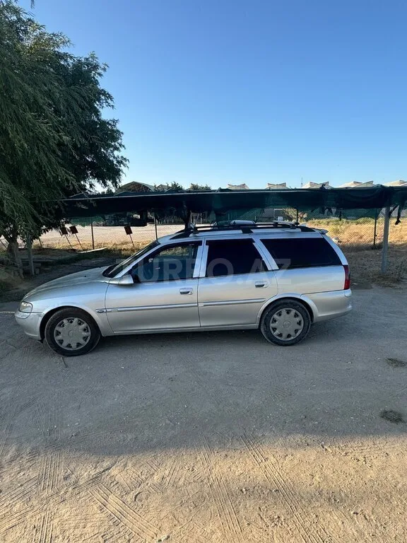 Opel Astra — foto 2/4