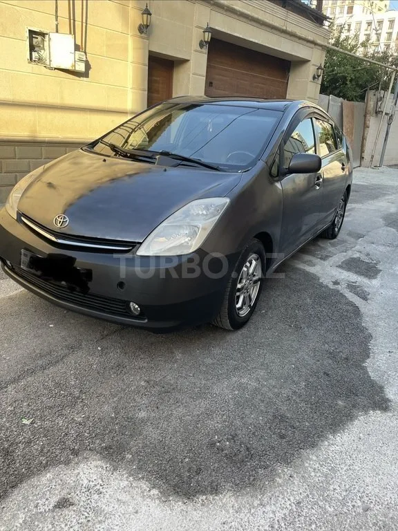 Toyota Prius — foto 2/4