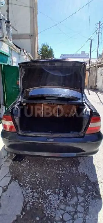 Opel Vectra — foto 3/4