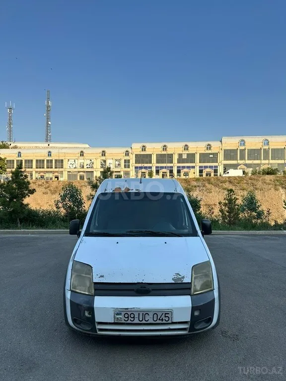 Ford Tourneo Connect — foto 1/4