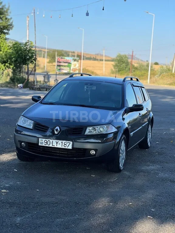 Renault Megane — foto 1/4
