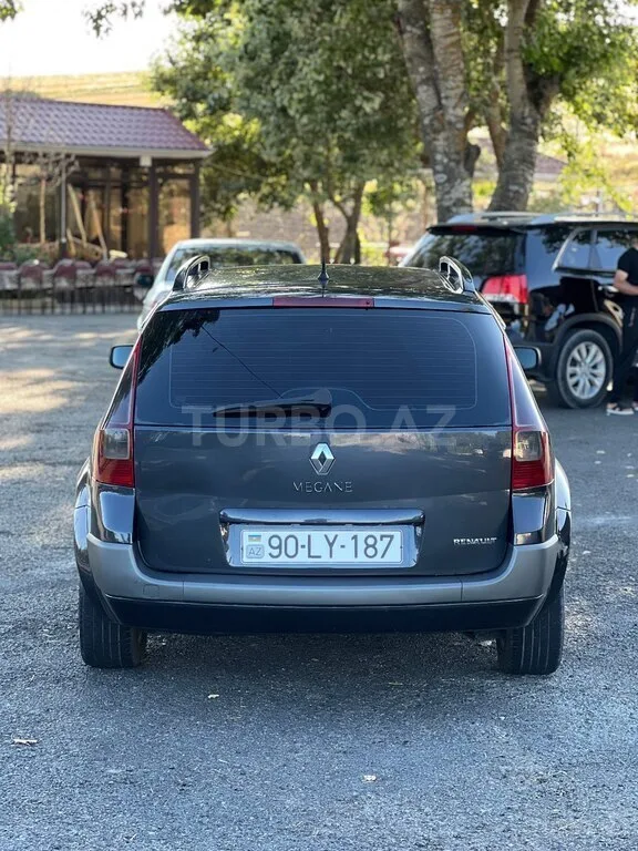 Renault Megane — foto 2/4