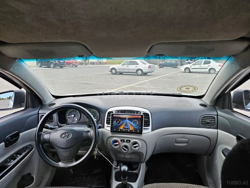 Hyundai Accent — foto 4/4